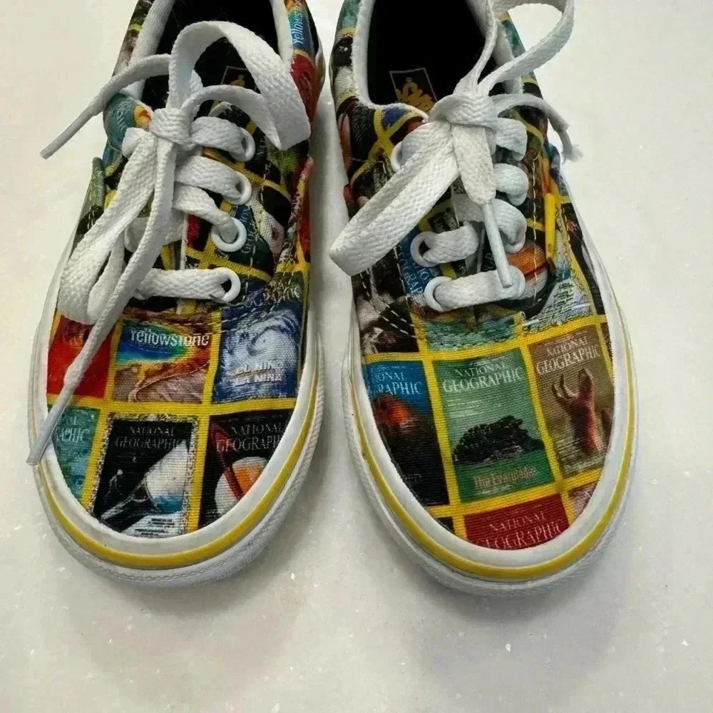 Vans National Geographic kids unisex lace up sneakers size 12